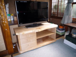 �J�G�f�̈ꖇ��V�Ɏg����TV�{�[�h