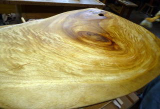 �N�X�ꖇ�̃Z���^�[�e�[�u��