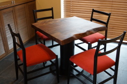 �N�����E�H�[���i�b�g�ꖇ�̏��e�[�u��