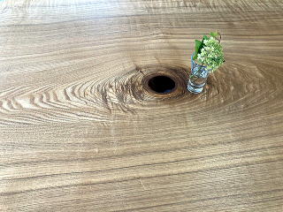 �^���ꖇ�̃e�[�u��