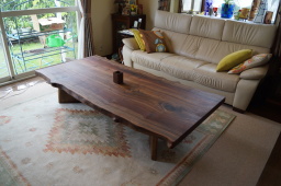 �N�����E�H�[���i�b�g�ꖇ�̃Z���^�[�e�[�u��