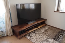 �u���b�N�E�H�[���i�b�g�ꖇ�̃e���r�{�[�h